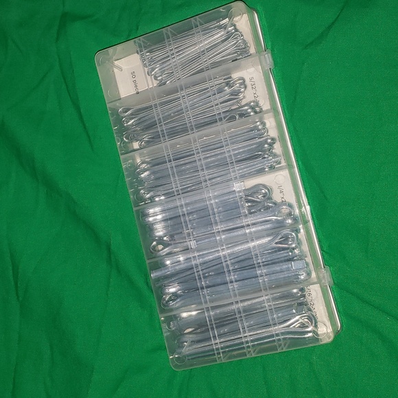 Neiko Large Cotter Pin Assortment 144 Pieces 50464A Like New - Picture 2 of 3